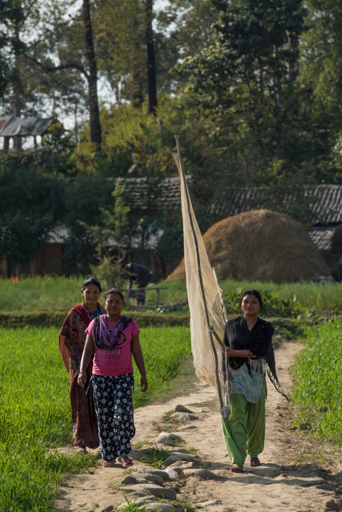 walking-with-fishing-net
